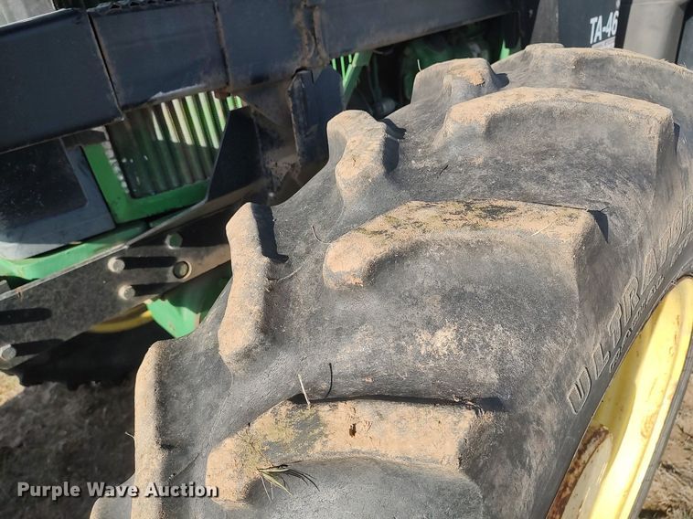 image for item DQ0463 1994 John Deere 7800  MFWD tractor