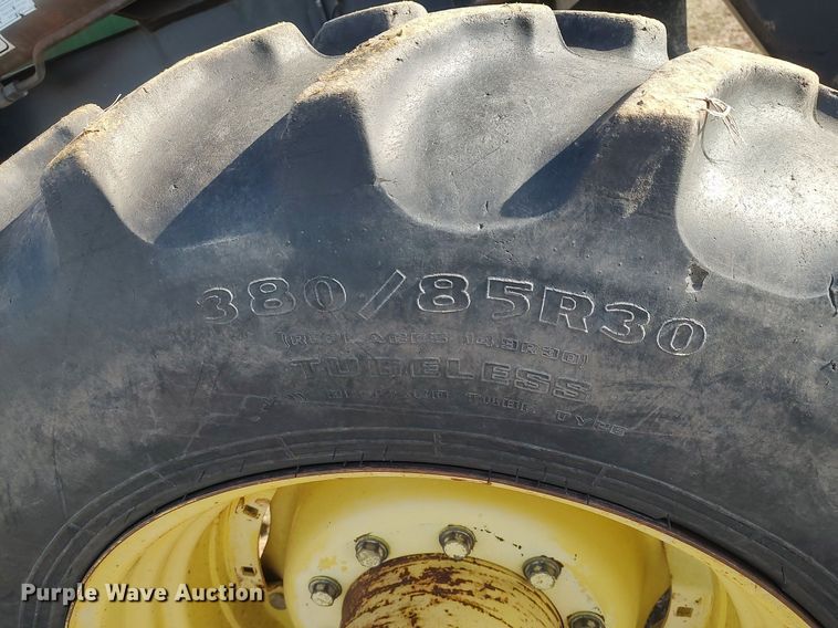 image for item DQ0463 1994 John Deere 7800  MFWD tractor