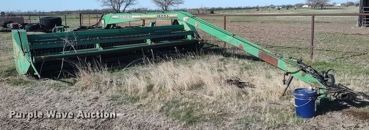 image for item DQ0464 1998 John Deere 1600A  swather / windrower