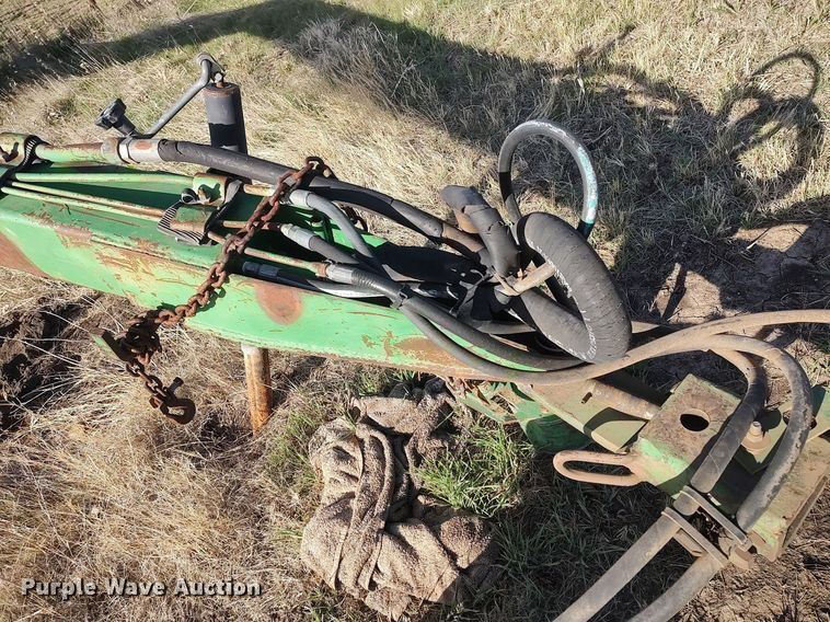 image for item DQ0464 1998 John Deere 1600A  swather / windrower