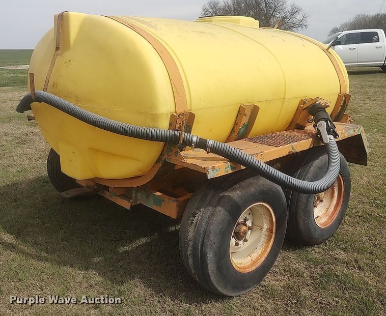 image for item DQ0474 Nurse tank trailer