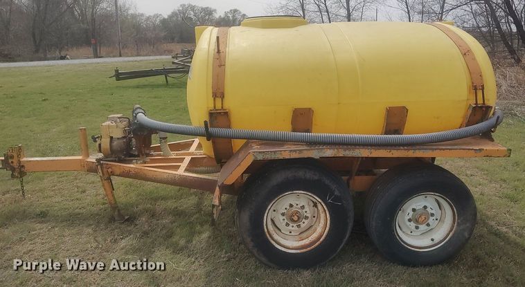 image for item DQ0474 Nurse tank trailer