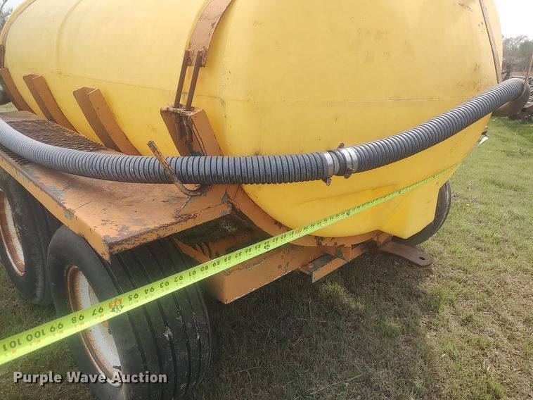 image for item DQ0474 Nurse tank trailer