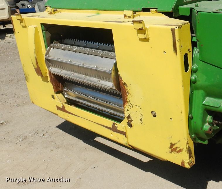 image for item DQ0504 2004 John Deere 7800  forage harvester