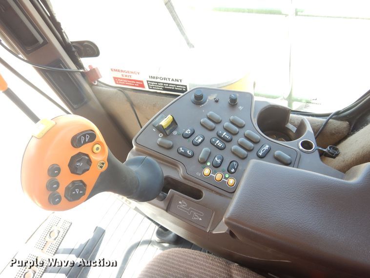 image for item DQ0504 2004 John Deere 7800  forage harvester