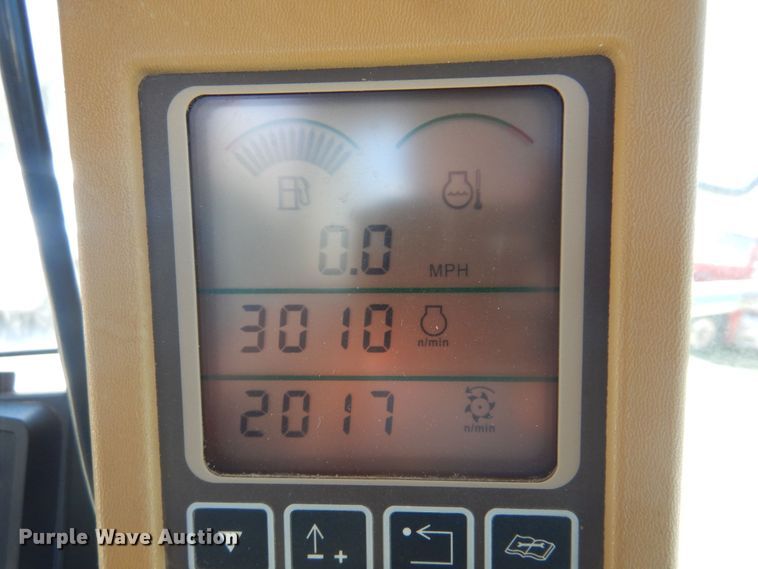 image for item DQ0504 2004 John Deere 7800  forage harvester