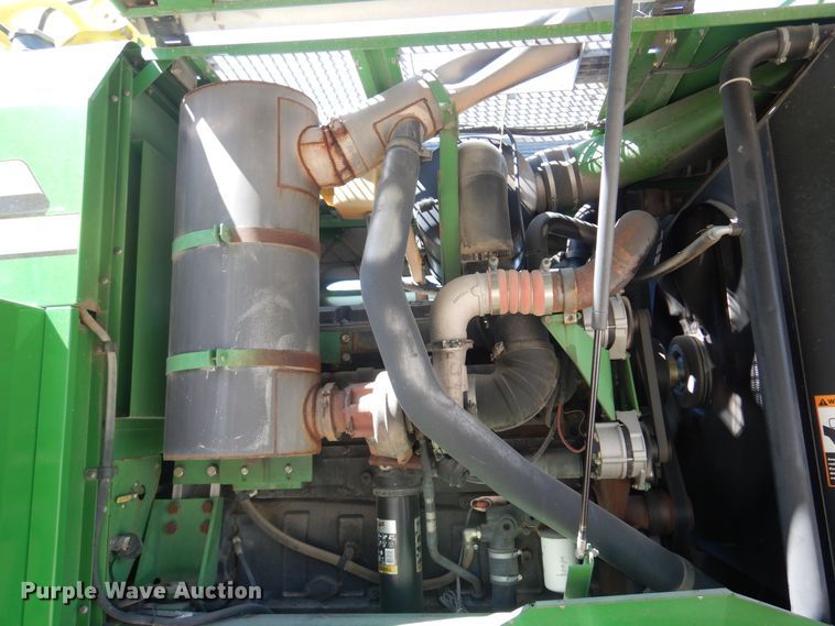 image for item DQ0504 2004 John Deere 7800  forage harvester