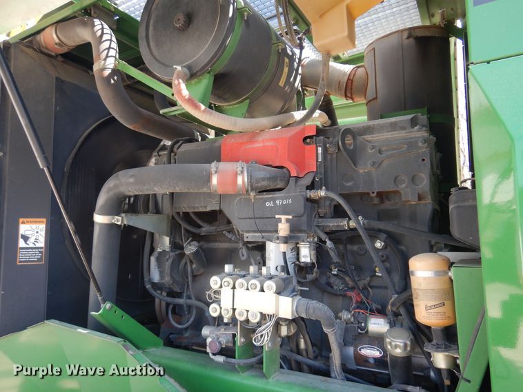 image for item DQ0504 2004 John Deere 7800  forage harvester