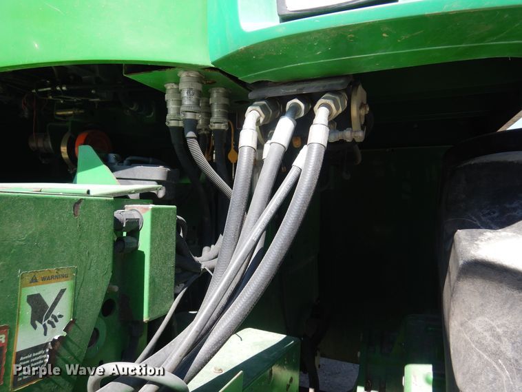 image for item DQ0504 2004 John Deere 7800  forage harvester