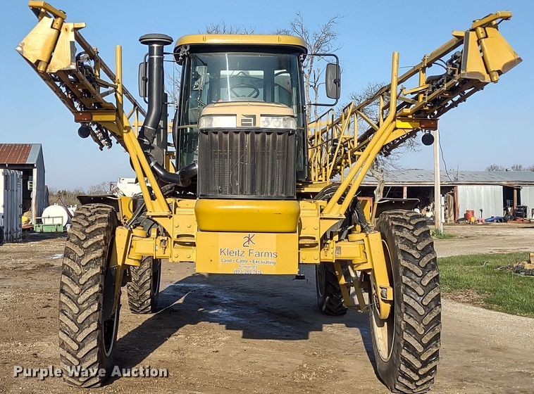 image for item DQ1590 2008 AGCO RoGator 1286C  sprayer