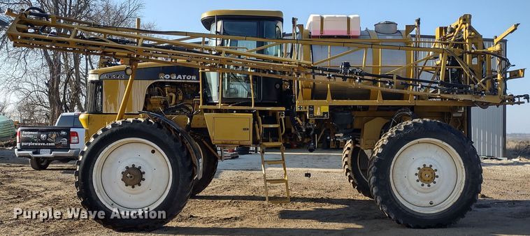 image for item DQ1590 2008 AGCO RoGator 1286C  sprayer