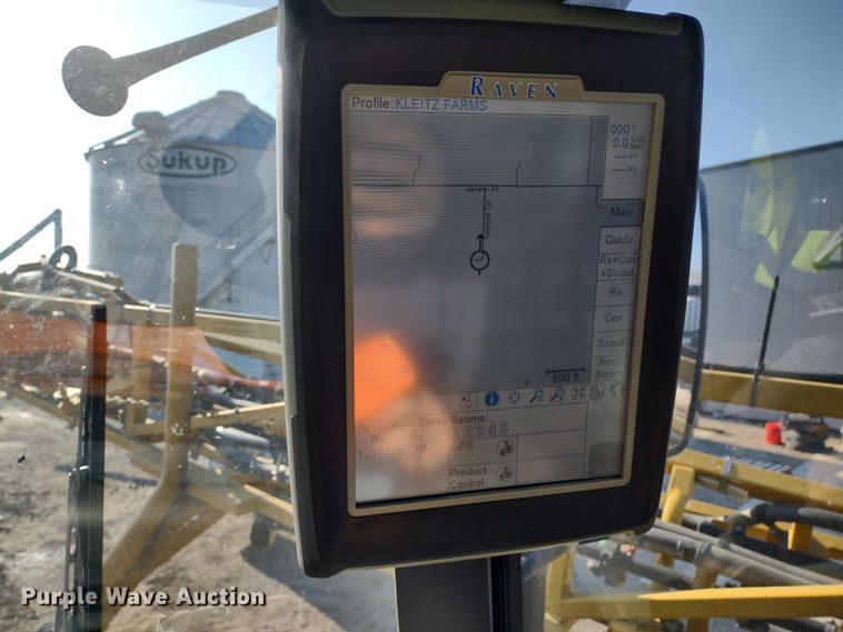 image for item DQ1590 2008 AGCO RoGator 1286C  sprayer