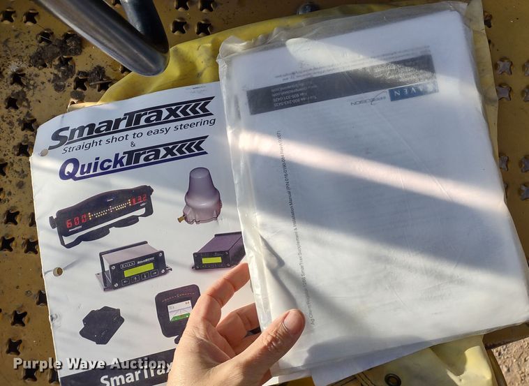 image for item DQ1590 2008 AGCO RoGator 1286C  sprayer