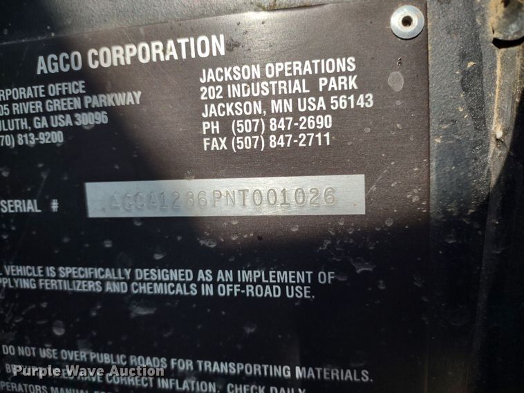 image for item DQ1590 2008 AGCO RoGator 1286C  sprayer