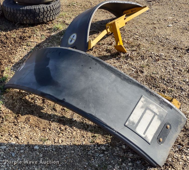 image for item DQ1590 2008 AGCO RoGator 1286C  sprayer