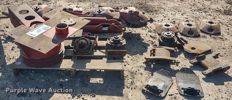 image for item DQ1591 New Holland  disc mower parts