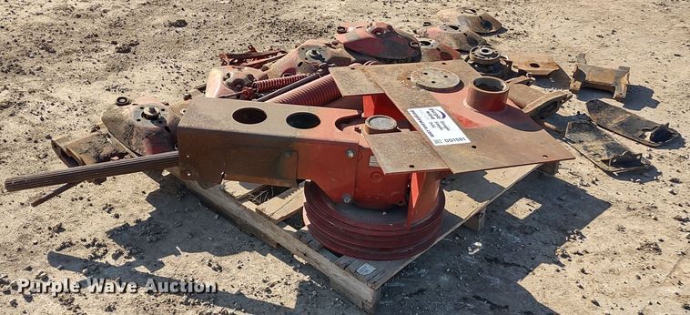 image for item DQ1591 New Holland  disc mower parts