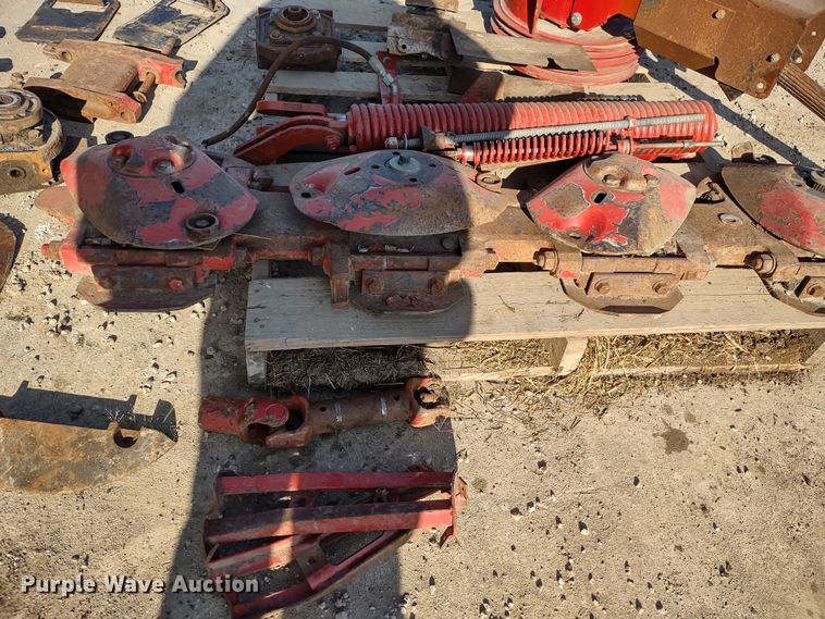 image for item DQ1591 New Holland  disc mower parts