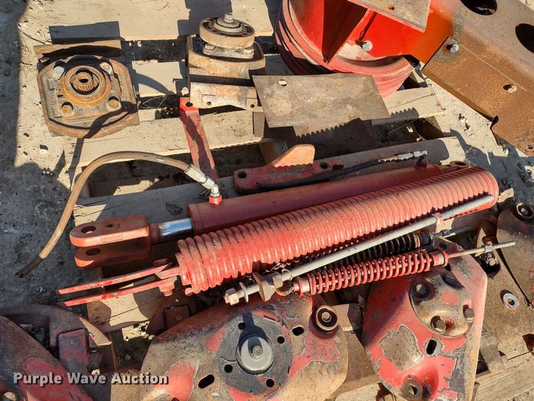 image for item DQ1591 New Holland  disc mower parts