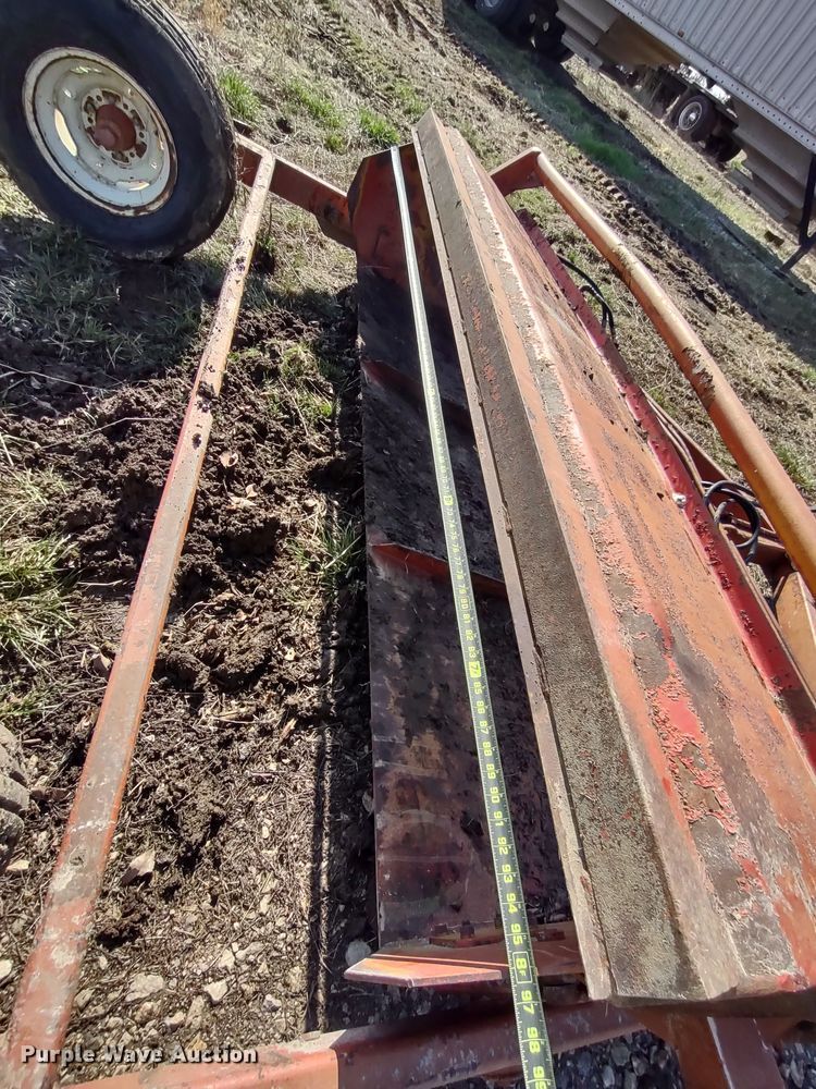 image for item DQ1592 Scraper