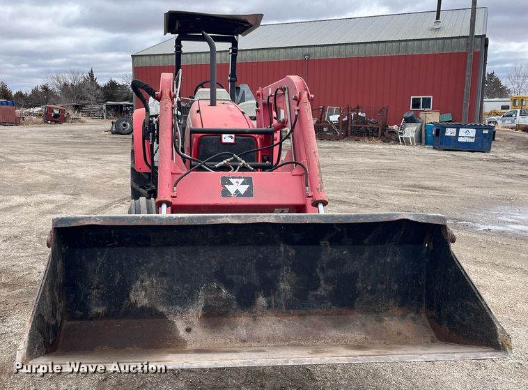 image for item DQ4103 Massey Ferguson 5455  tractor