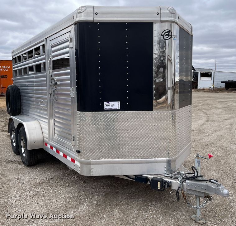 image for item DQ4111 2018 Barrett  livestock trailer