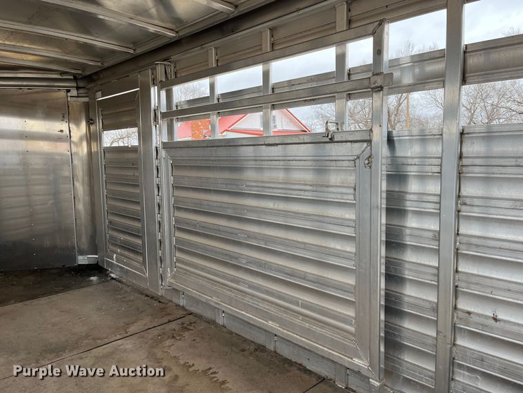 image for item DQ4111 2018 Barrett  livestock trailer