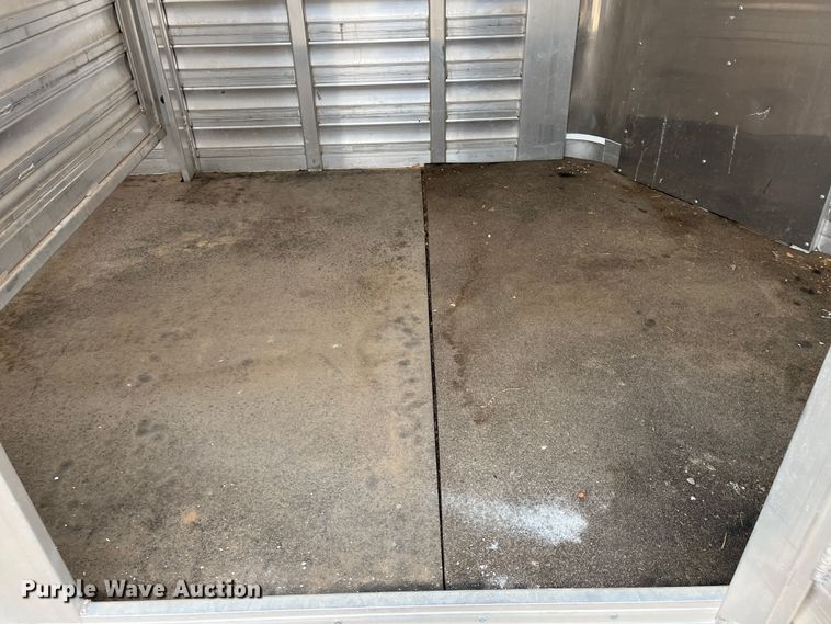 image for item DQ4111 2018 Barrett  livestock trailer