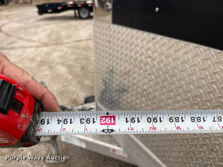 image for item DQ4111 2018 Barrett  livestock trailer