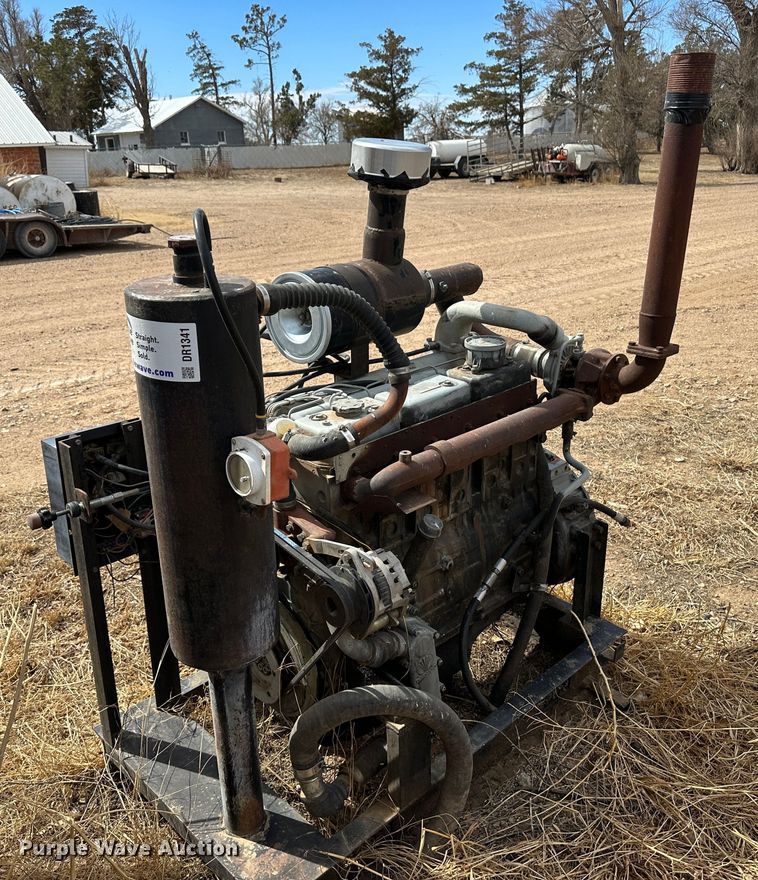 image for item DR1341 2001 Daewoo  engine