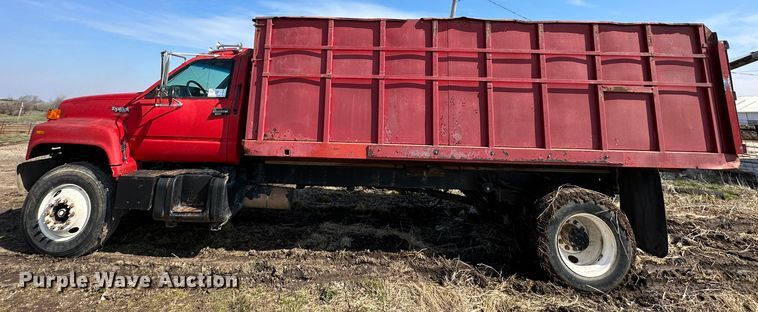 image for item DR5108 1995 GMC TopKick C6500  grain truck