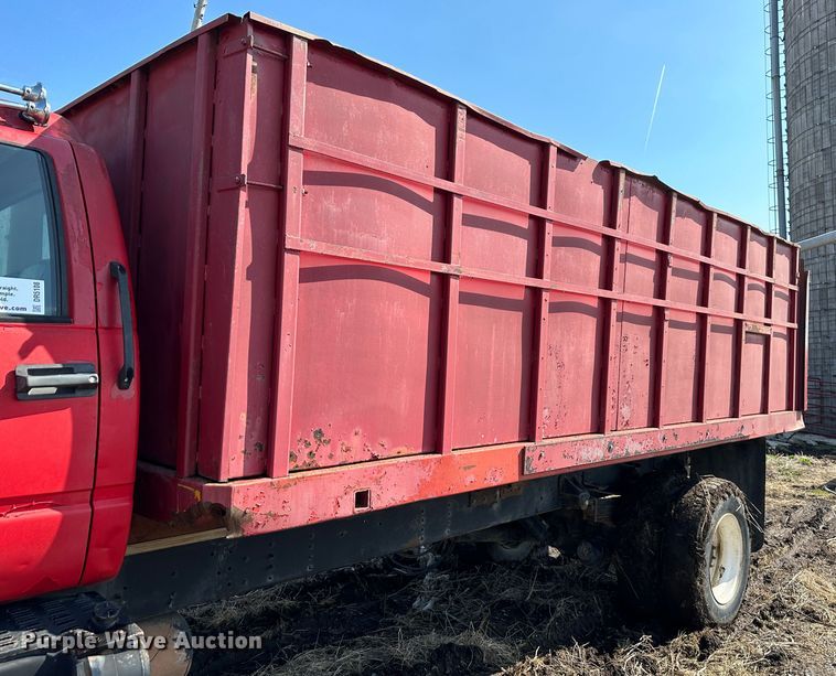 image for item DR5108 1995 GMC TopKick C6500  grain truck