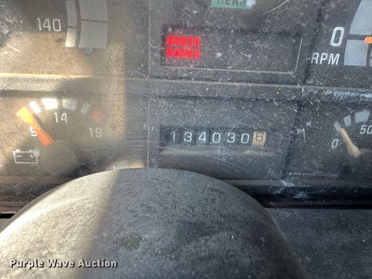 image for item DR5108 1995 GMC TopKick C6500  grain truck