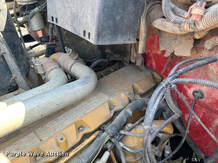 image for item DR5108 1995 GMC TopKick C6500  grain truck