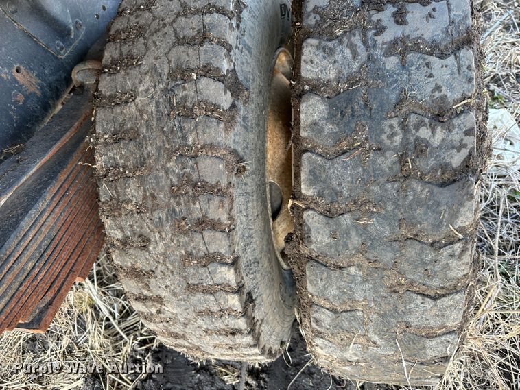 image for item DR5108 1995 GMC TopKick C6500  grain truck