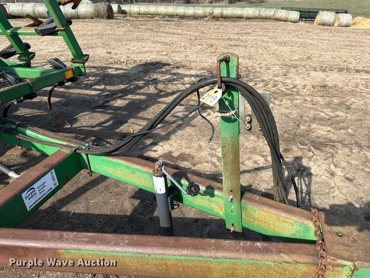 image for item DR5110 John Deere  field cultivator