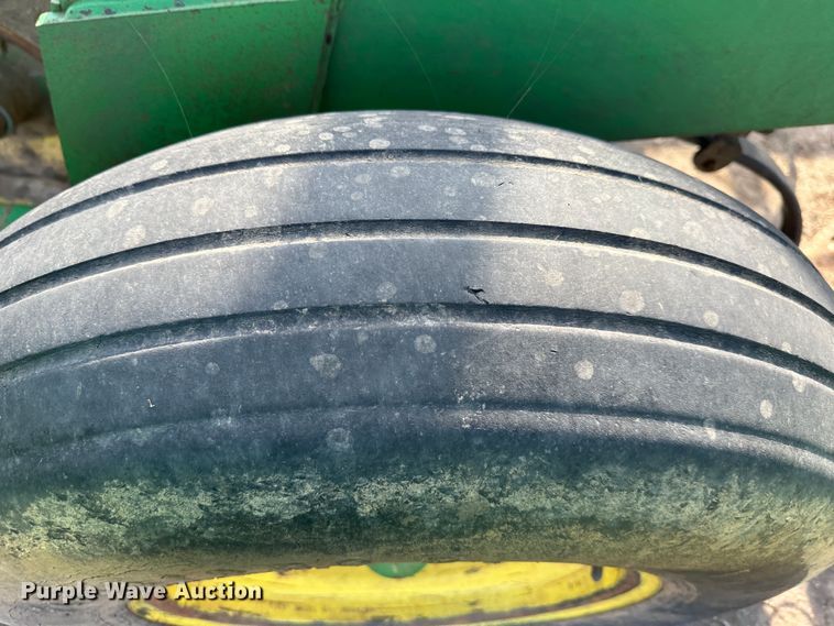 image for item DR5110 John Deere  field cultivator