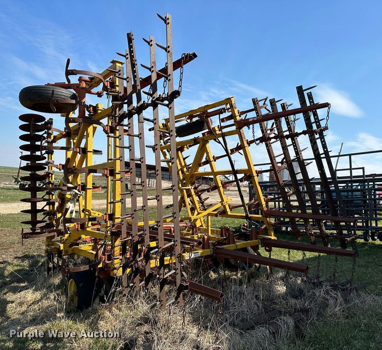 image for item DR5113 Kent Discovator  field cultivator