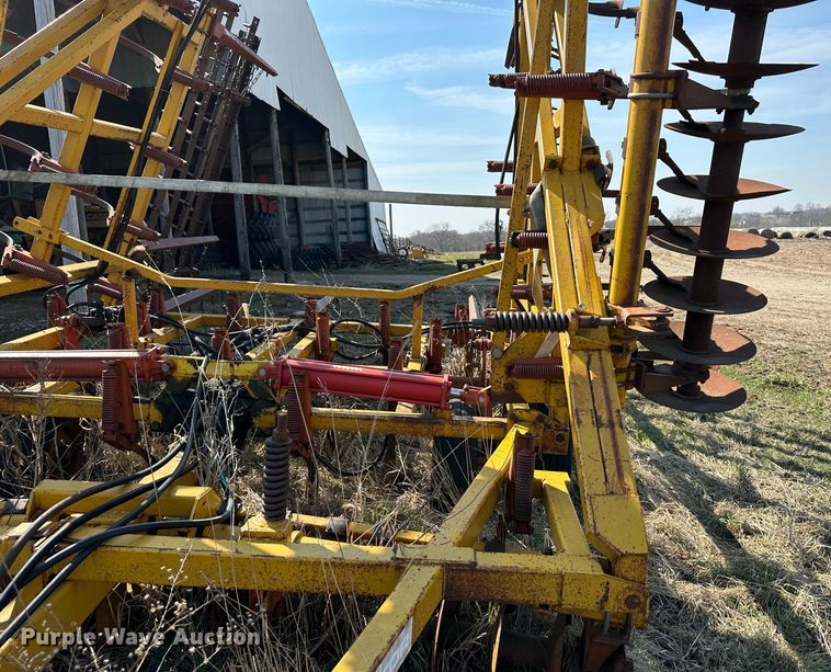 image for item DR5113 Kent Discovator  field cultivator