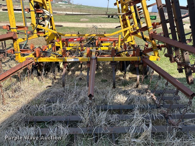 image for item DR5113 Kent Discovator  field cultivator