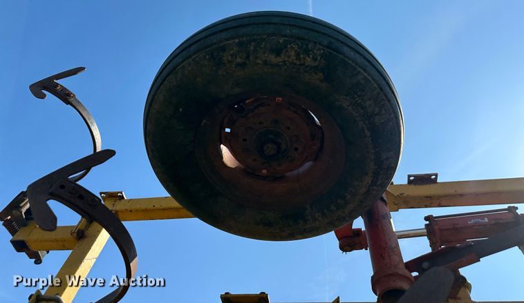 image for item DR5113 Kent Discovator  field cultivator