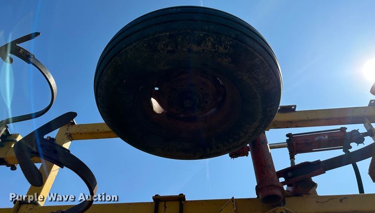 image for item DR5113 Kent Discovator  field cultivator