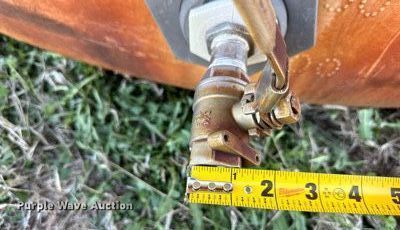 image for item DR5139 2,500 gallon poly tank