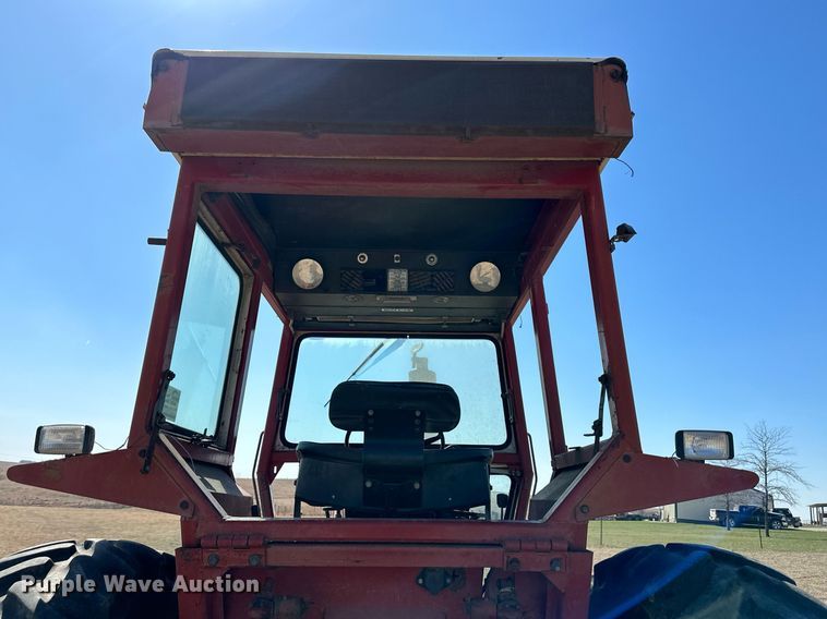 image for item DR5141 1974 International Harvester Farmall 966  tractor