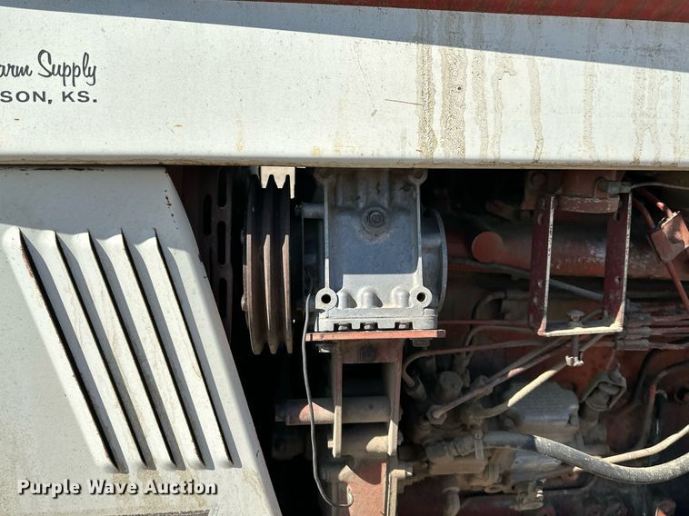 image for item DR5141 1974 International Harvester Farmall 966  tractor