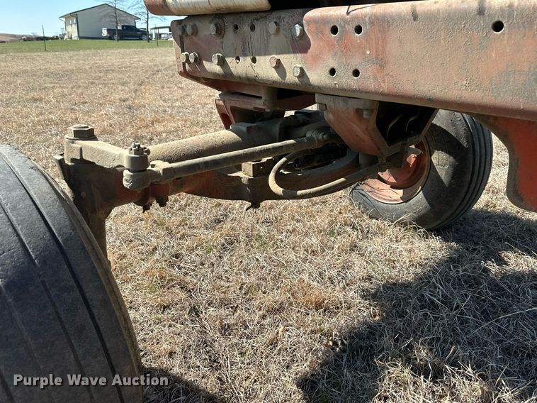 image for item DR5141 1974 International Harvester Farmall 966  tractor