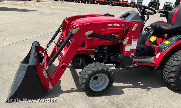 image for item DR5536 Mahindra MAX25XLH  MFWD tractor