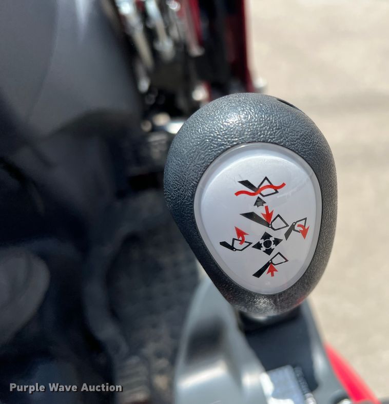 image for item DR5536 Mahindra MAX25XLH  MFWD tractor