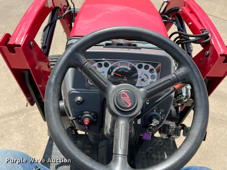 image for item DR5536 Mahindra MAX25XLH  MFWD tractor