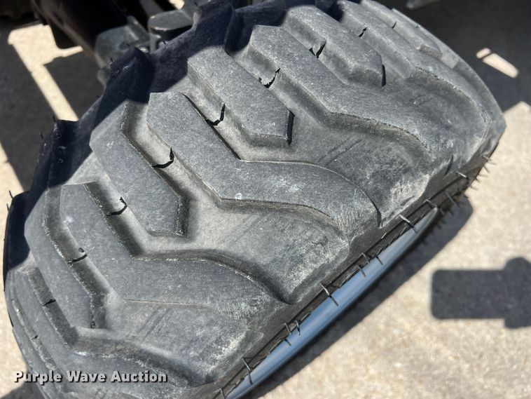 image for item DR5536 Mahindra MAX25XLH  MFWD tractor